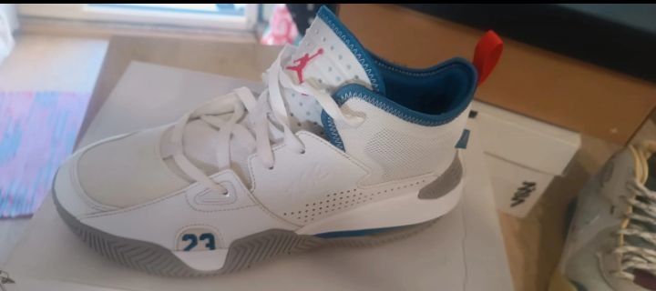 Tênis novo sem etiqueta