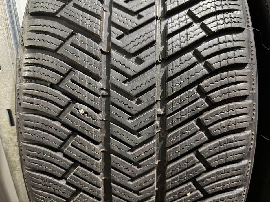 245/35 275/30 Michelin PA4