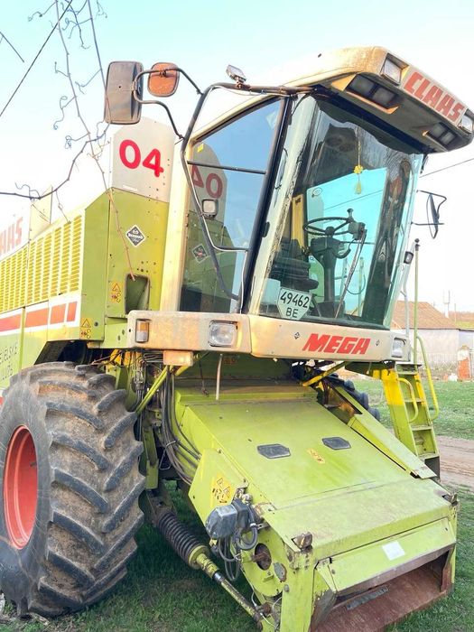 Комбайн зернозбиральний Claas Mega 208 II