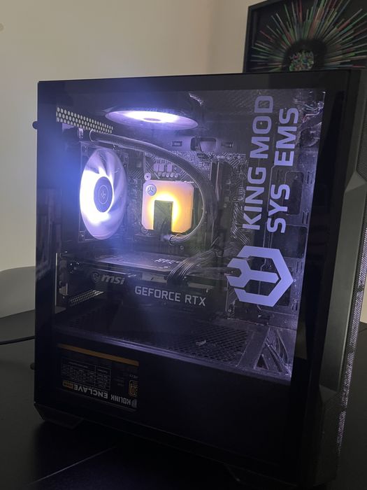 Conjunto de setup gaming computador gaming , monitor gaming e