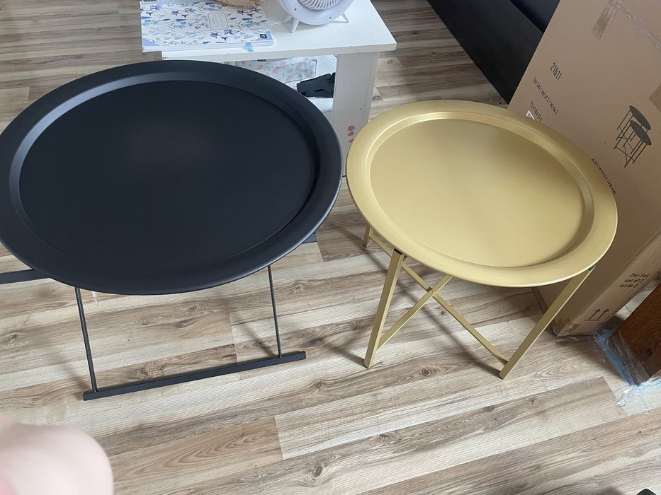 Nowe stoliki w pudełku