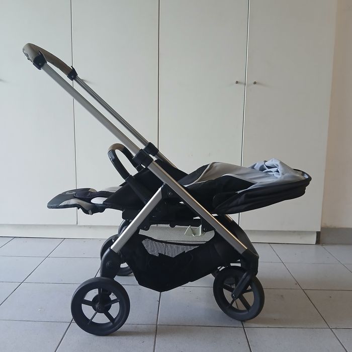 Marca Easywalker Mosey + baby coque da Besafe