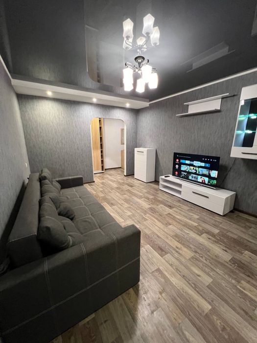 Квартира посуточно 2 кімнатна у центрі міста