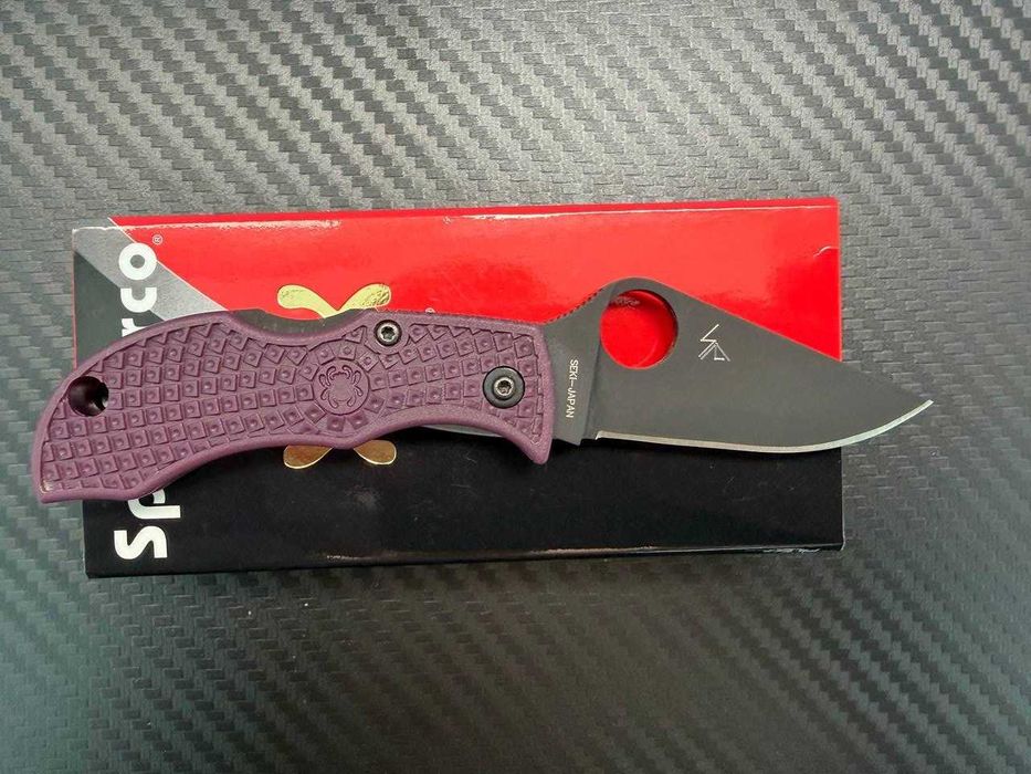 Ніж Spyderco Manbug Black Blade Micro-Melt PD1 FRN Burgundy