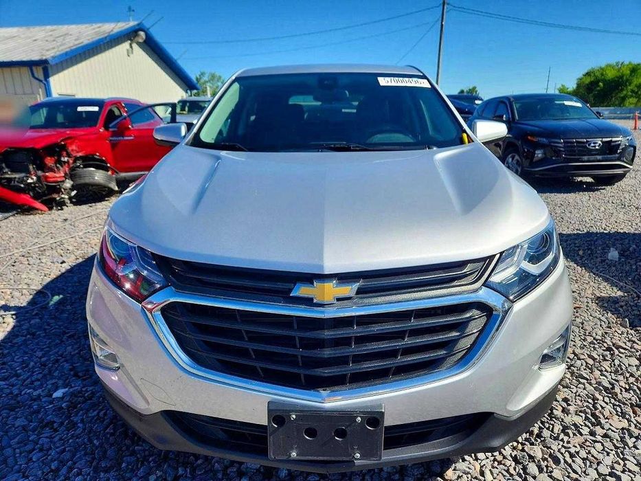 2021 Chevrolet Equinox LT &