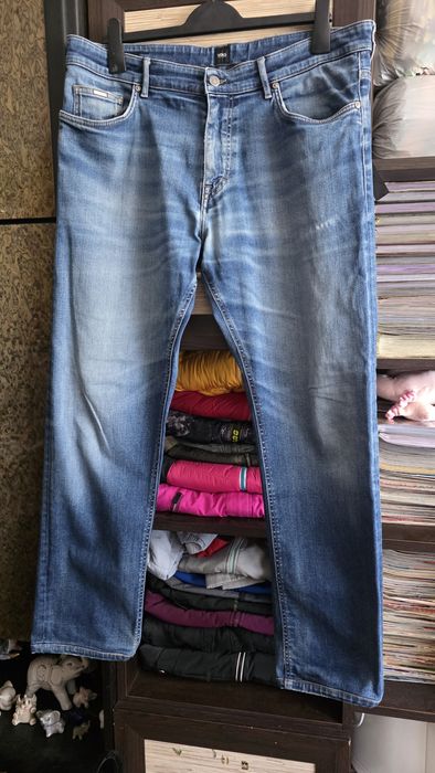 Spodnie jeansowe męskie Hugo Boss  36/32.