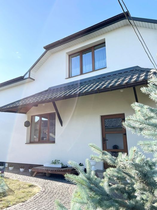 Продається будинок в Смиківцях