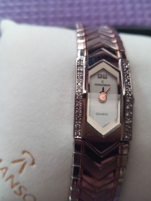 Наручные часы Romanson женские