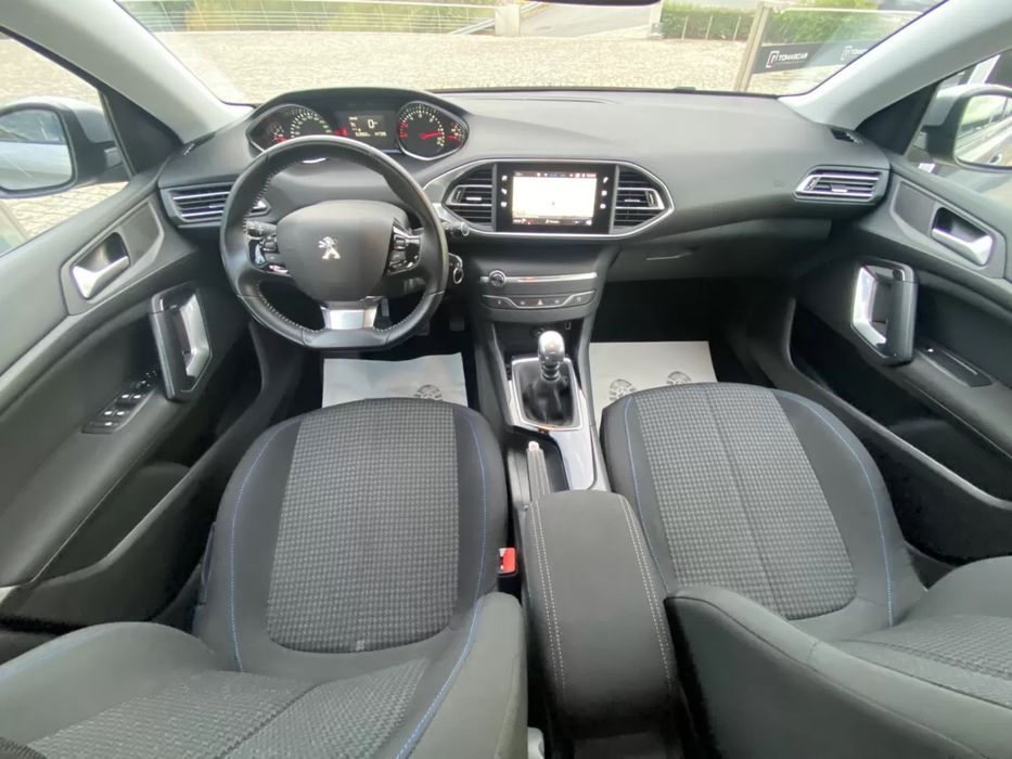 PEUGEOT 308 1.5 BlueHdi
