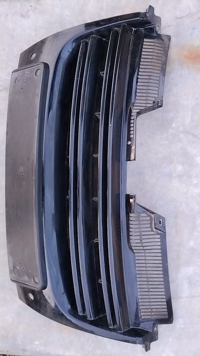 Решетка радиатора фольцваген гольф 5