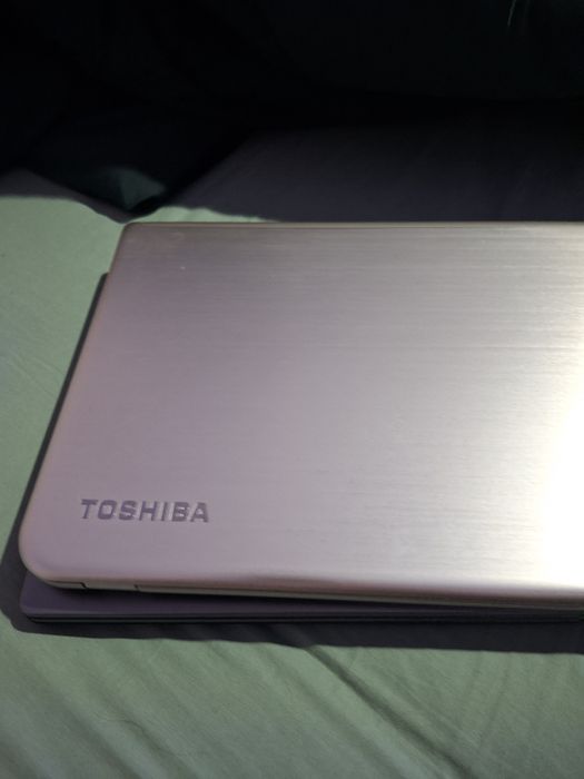 2 portáteis sem carregador