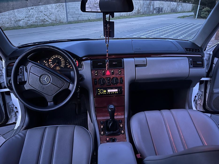 Mercedes E class W210 2.2 cdi