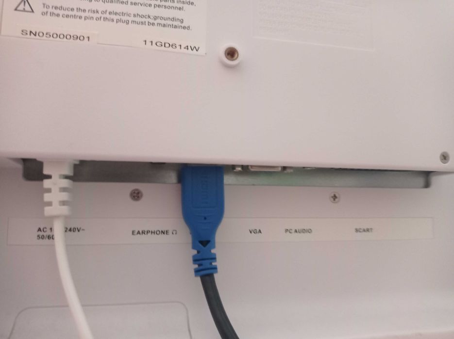 Monitor LCD 24 polegadas écran partido mas a funcionar