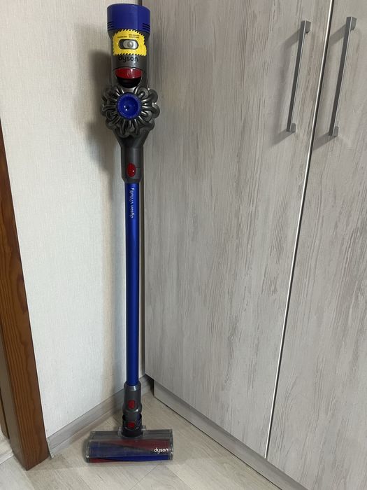 Пилесос Dyson v7 Fluffy з турбощіткою
