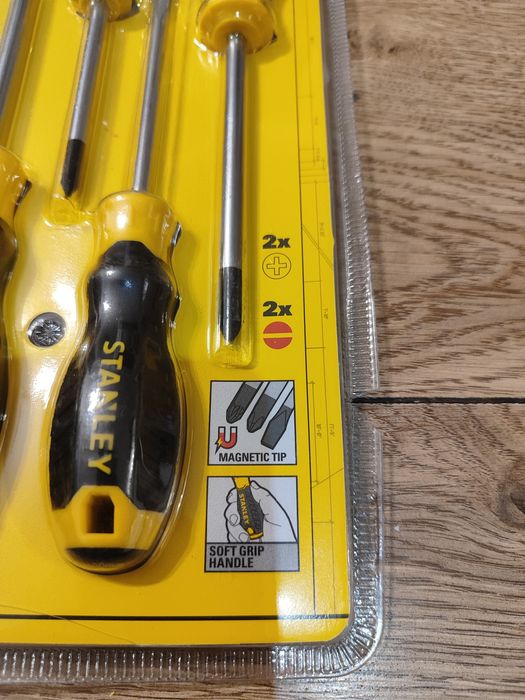 Stanley zestaw 4 wkrętaków CUSHION GRIP 2 PŁ + 2 PH STHT16169, nowe