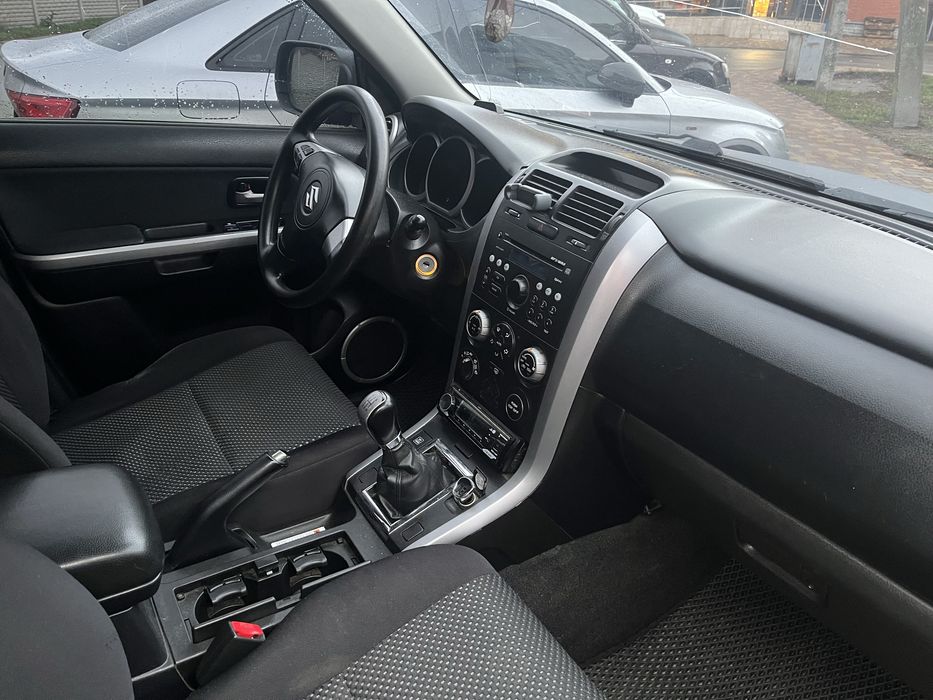 Suzuki grand Vitara 1.9 дизель 2007 год полний привод