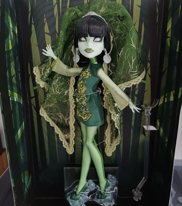 monster hight - scarah screams. відправка 25го січня