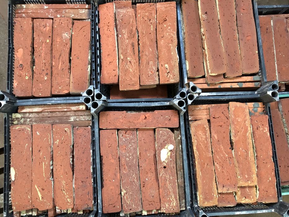 Фасадна облицовочная клинкерная плитка из старинного кирпича