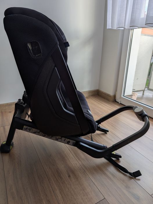 Fotelik Axkid One + akcesoria