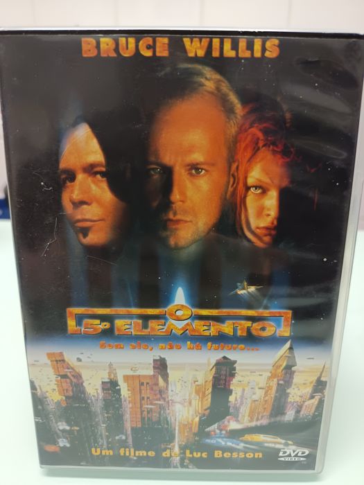 DVD o 5 elemento