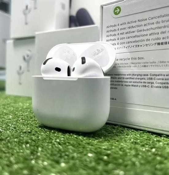 РОЗПРОДАЖ! Безпровідні навушники аірподс 4 + чохол на кейс!