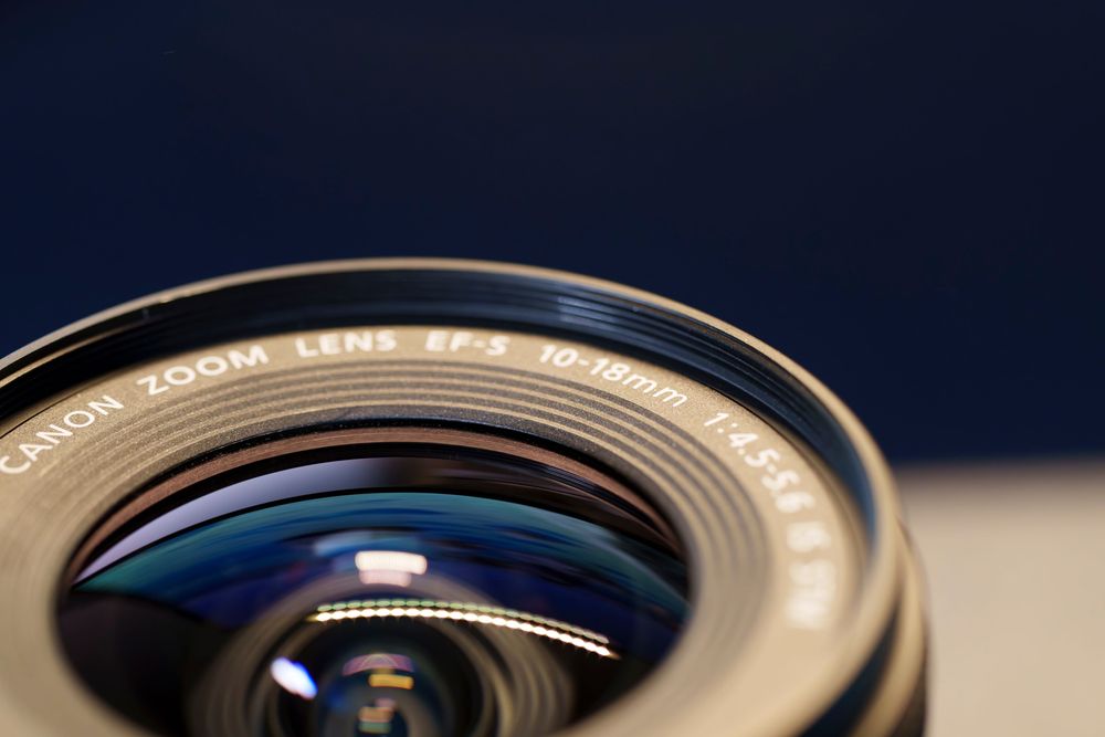 Canon 10-18mm f/4.5-5.6 IS STM – Como Nova