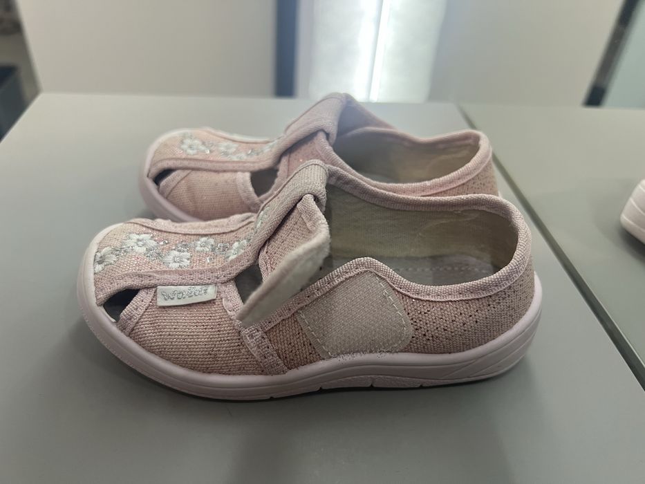 Тапочки в садочок/Тапочки для дівчинки Waldi 25 розмір