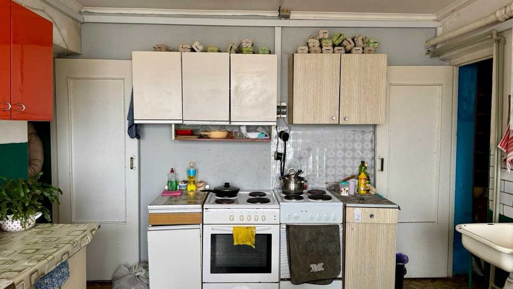 Продається  кімната 18м2  в гуртожитку на Кільцевій!