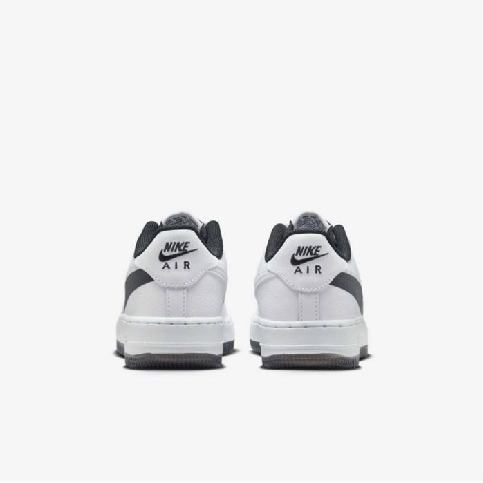 Кросівки Nike Air Force 1 LV8 4 (GS) FQ4118-100  розмір 38