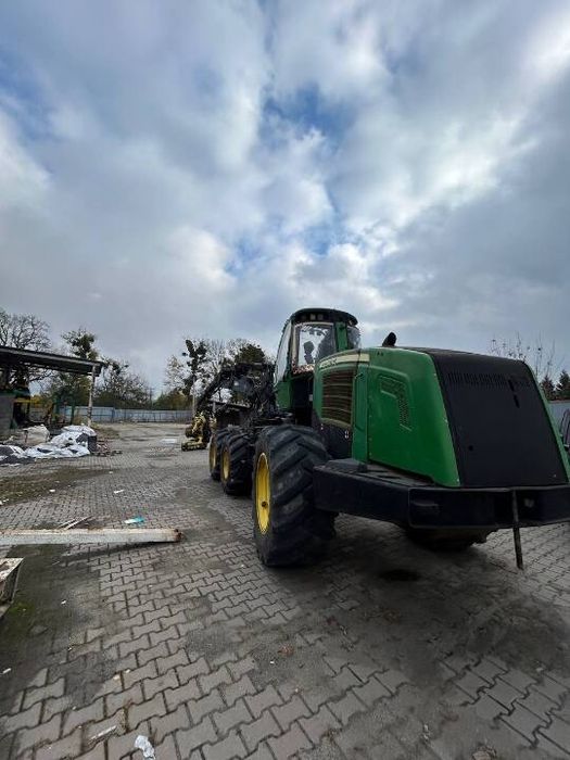 Харвестер JOHN DEERE 1270E