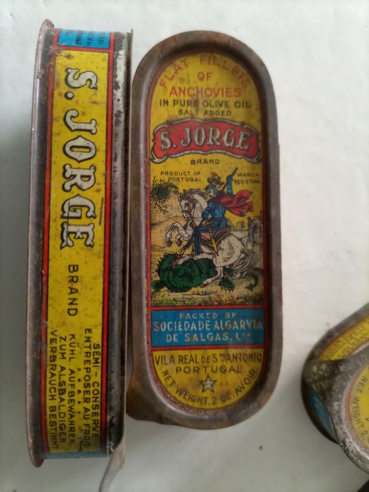 Latas conserva São Jorge
