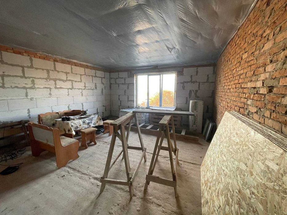 Двоповерховий таунхаус, Бучми, дуже хороша локація!