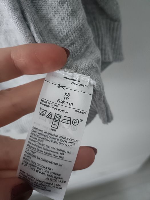 Kardigan Gap dla dziewczynki rozm 110 świętej szary narzutka