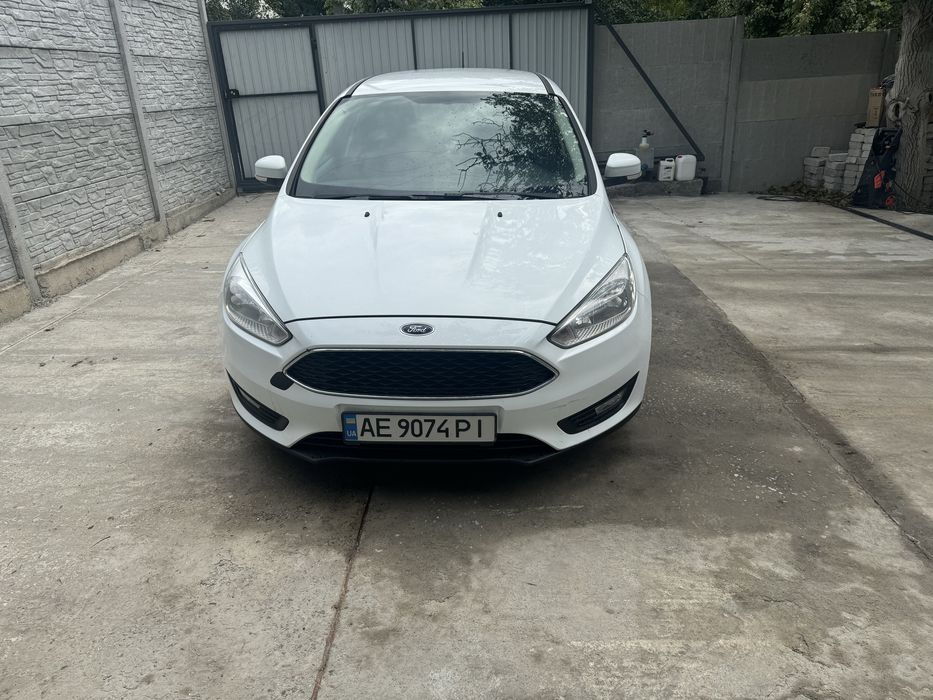 Ford focus 2016.   1.0 ac abs