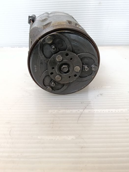 Compressor / Bomba / Motor AC / Ar condicionado - Audi A3 8L / Golf 4