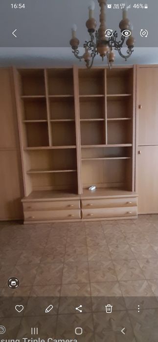 Meblościanka   z    szafą    narożną