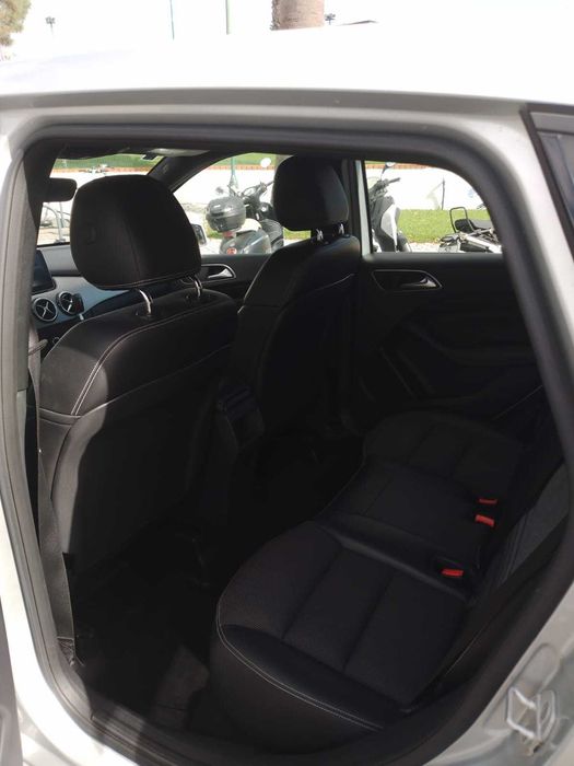 mercedes B 180 URBAN nacional unica dona