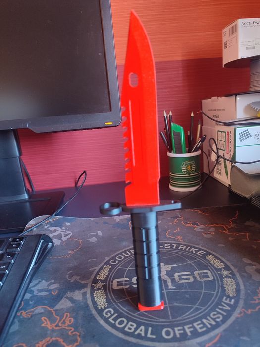 M9 Baionet CS Ruby – Faca Colecionável / Decorativa