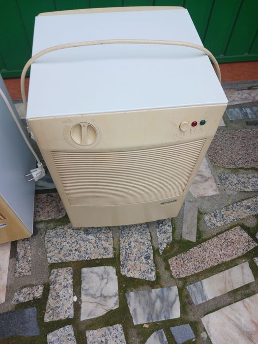 Desumidificadore,recuperadore de humidade, a trabalhar bem .