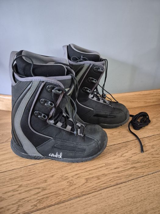 Buty snowboardowe Control rozmiar 37-38