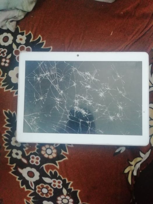 Планшет Samsung  GALAXY TAb