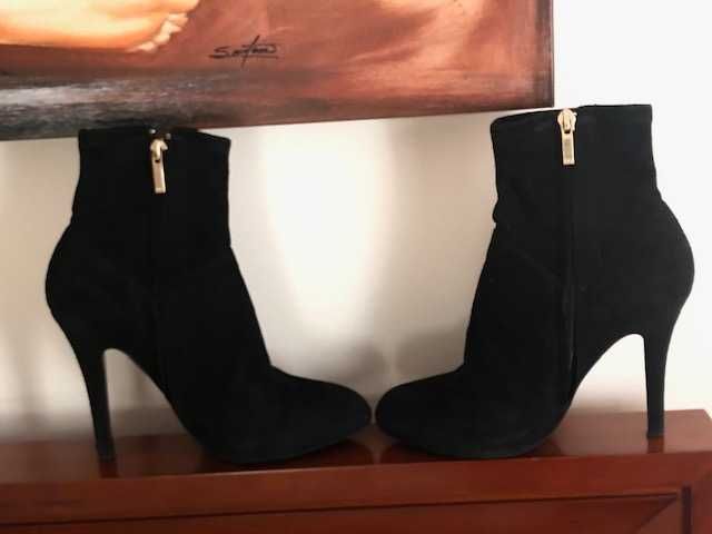 Bota senhora camurça preta marca de luxo Karen Millen