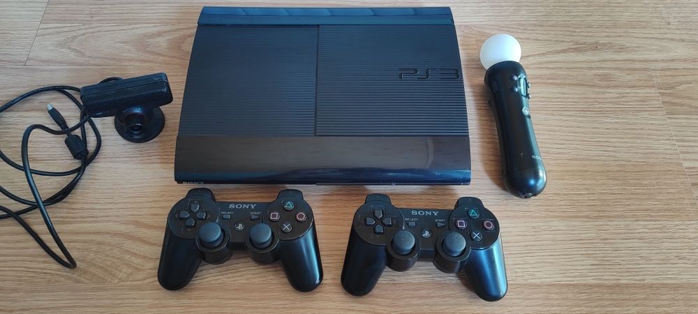 Konsola PlayStation 3 Super Slim + Gry i Move