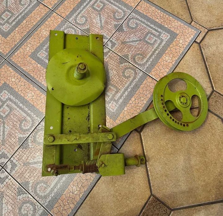 Mocowanie panel napęd sieczkarni claas Dominator 86,98 Avero inne