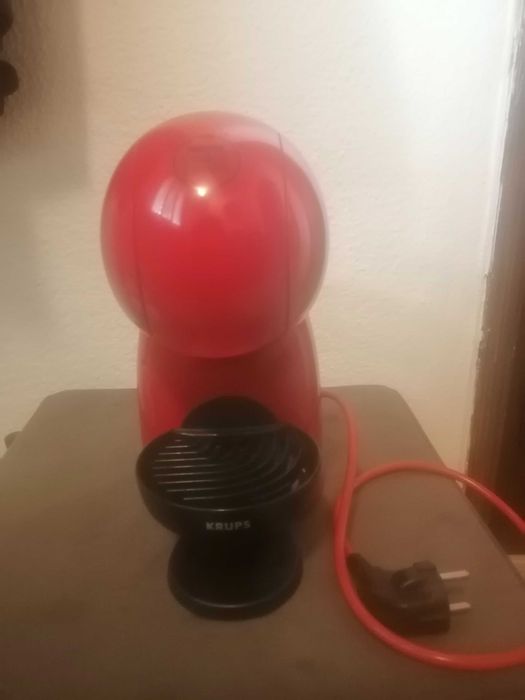 Maquina cafe dolce gusto Nescafe