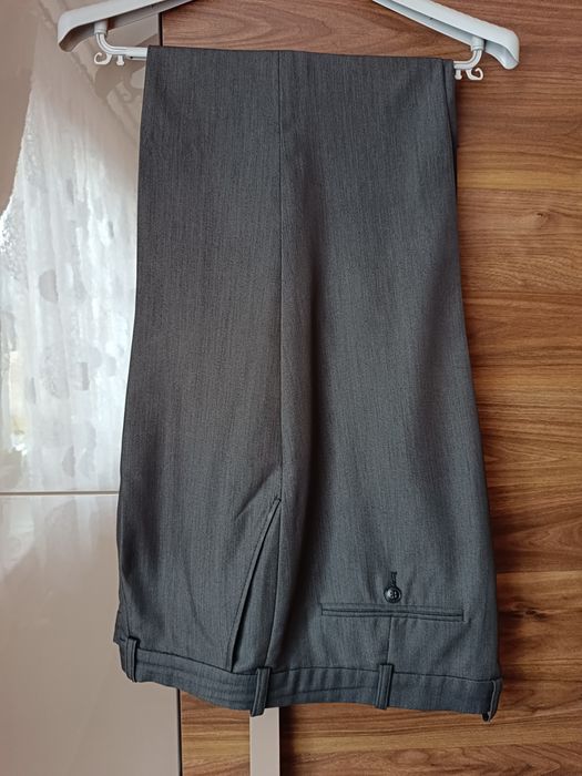 Grafitowy garnitur męski 56 Fart