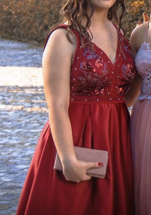 Vestido Baile Bordô