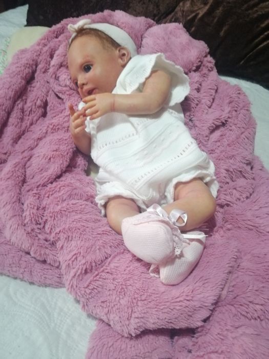 Linda bebé reborn