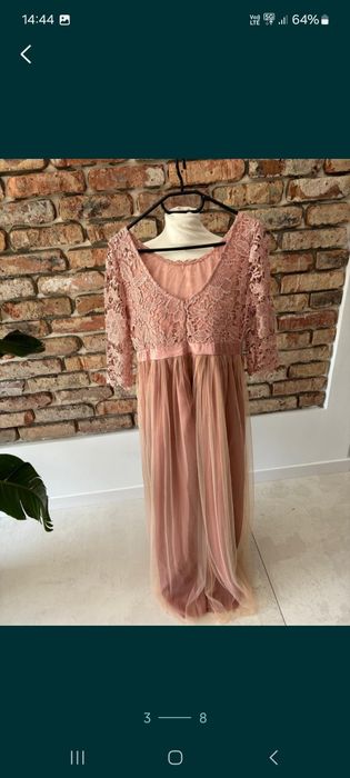 Polecam piękną sukienka na ważne uroczystosci