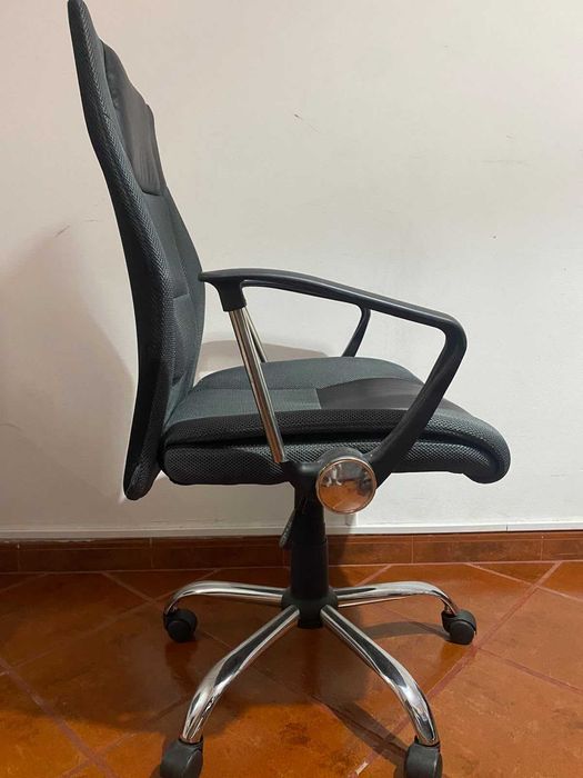 Cadeira de escritorio